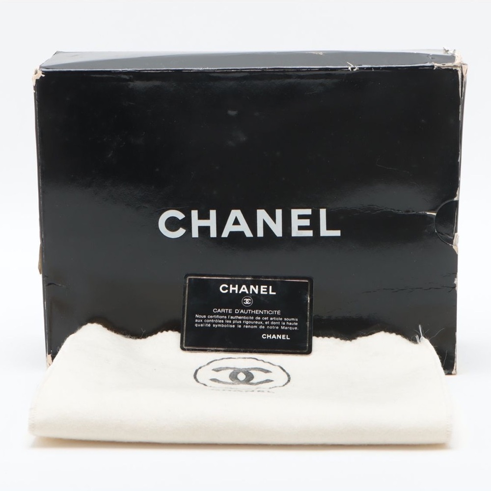 VINTAGE CHANEL Mademoiselle Cream Quilted Shoulder Bag with Gold Chain - rare - Picture 8 of 9